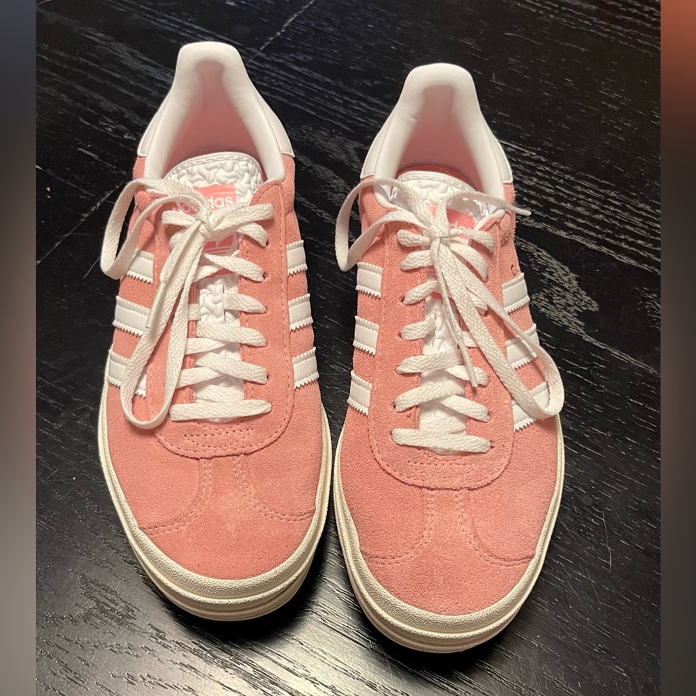 Adidas Women's Pink Sneakers